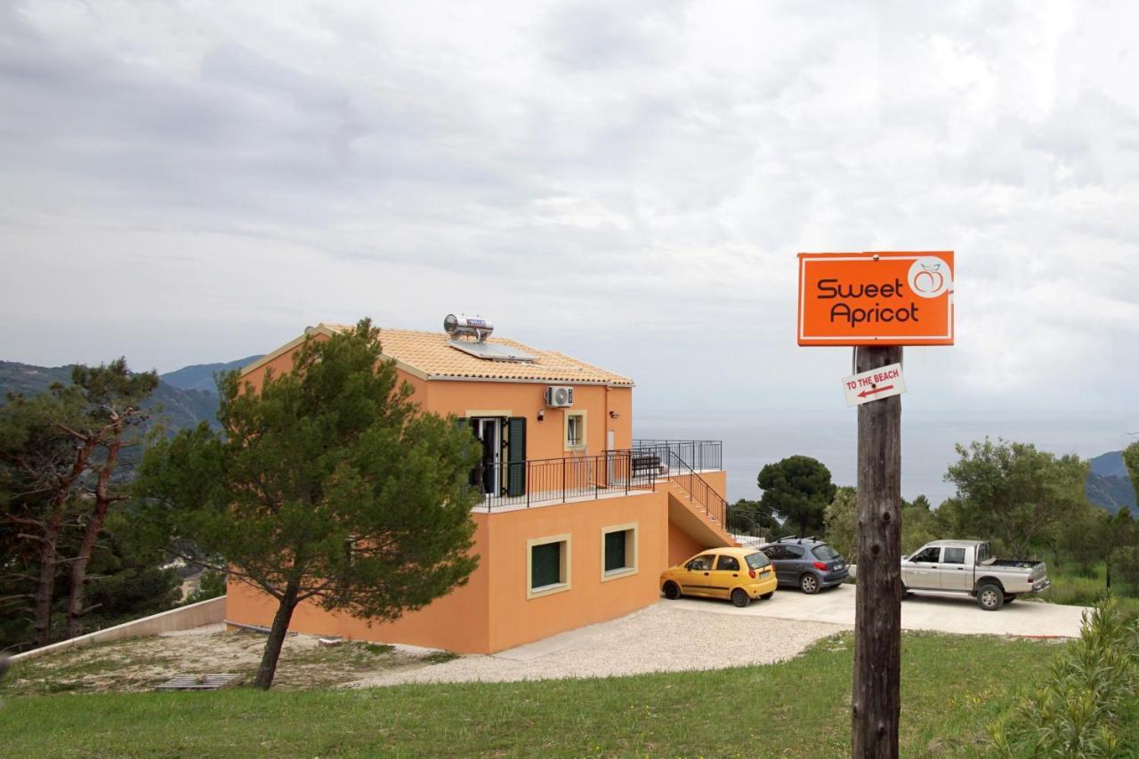 Sweet Apricot Apartment Pelekas Exterior photo
